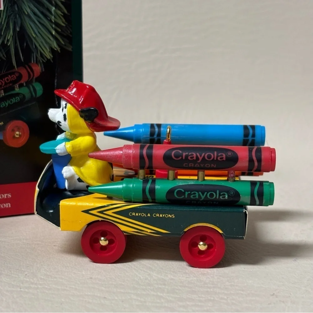 Hallmark Keepsake Ornament Crayola Crayons Bright Blazing Colors